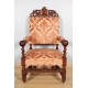 Fauteuil style Louis XIII